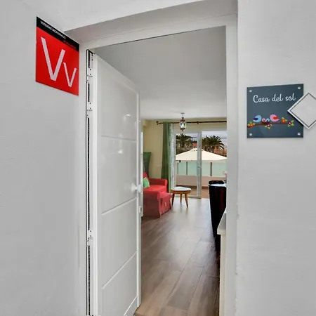 Apartment Casa Del Sol, Beautiful Terrace, Fast Wi-fi, Pool Costa Adeje (Tenerife)